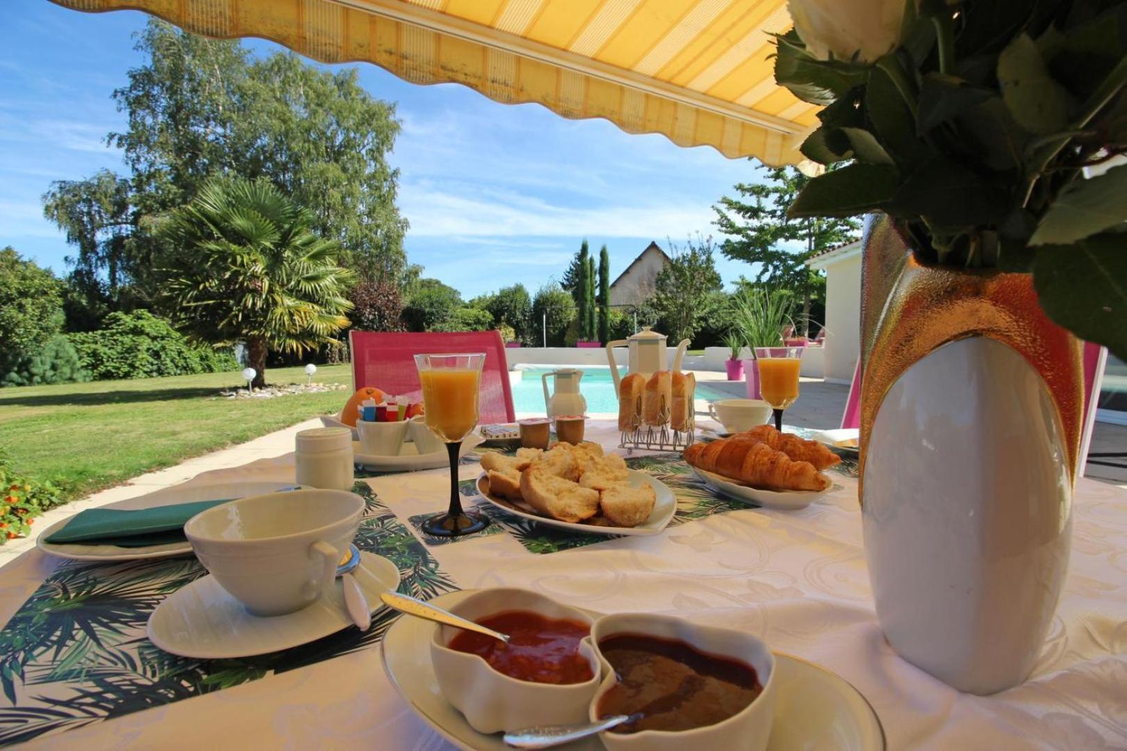 Les Carpes A Limoges Bed & Breakfast Eksteriør bilde