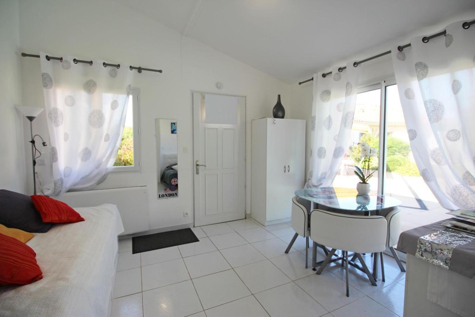 Les Carpes A Limoges Bed & Breakfast Eksteriør bilde